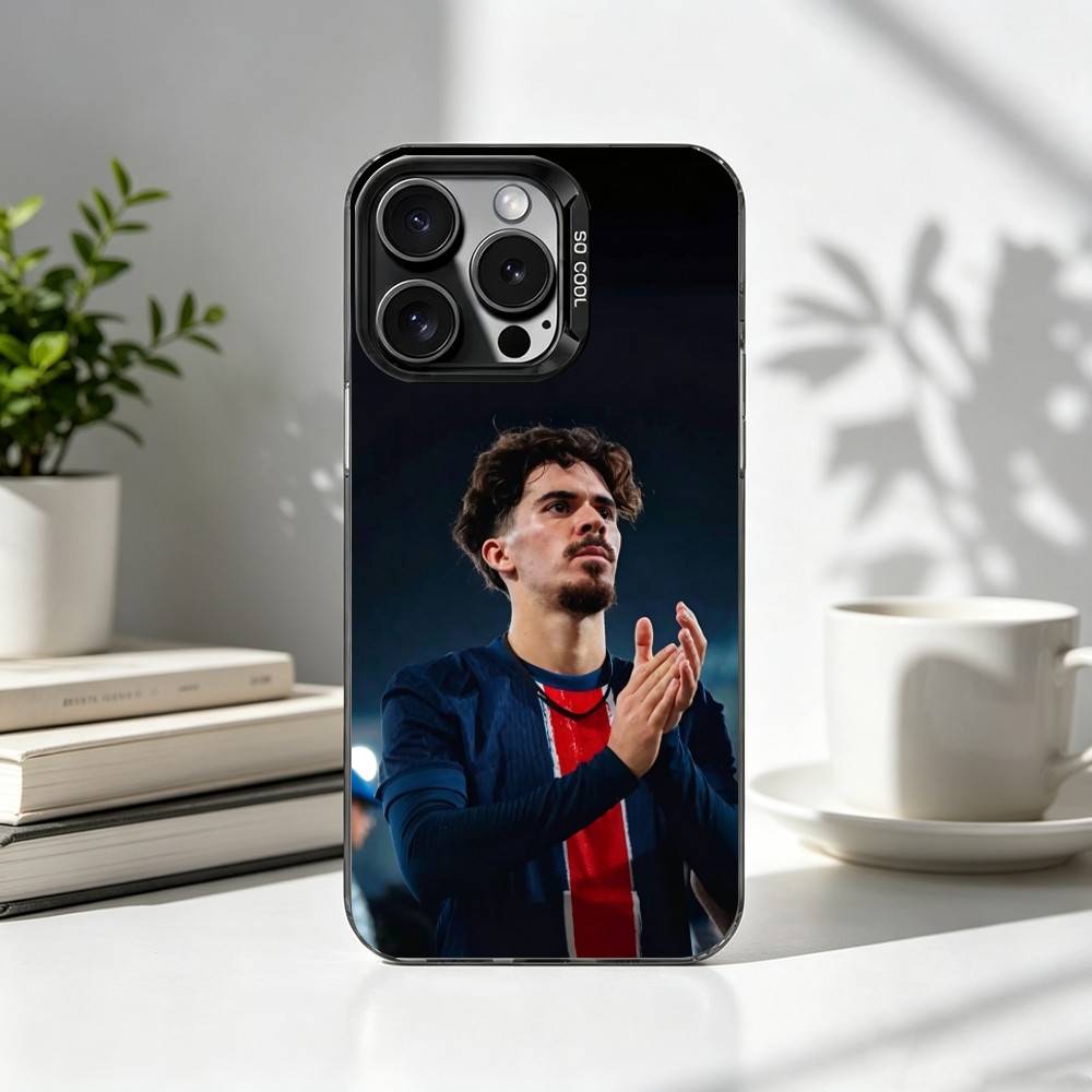 Football star V-Vitinha Ferrei – Phone Cases Louis Vuitton recenzja i cena
