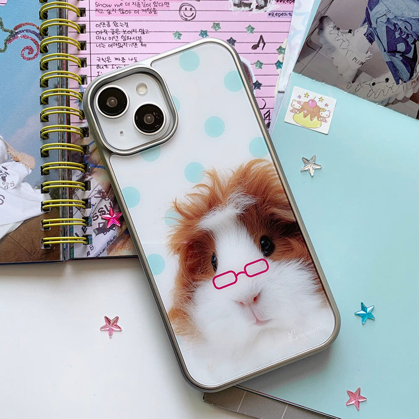 Glasses Guinea Pig Phone Case  – Phone Cases That Charge Your Phone recenzja i cena