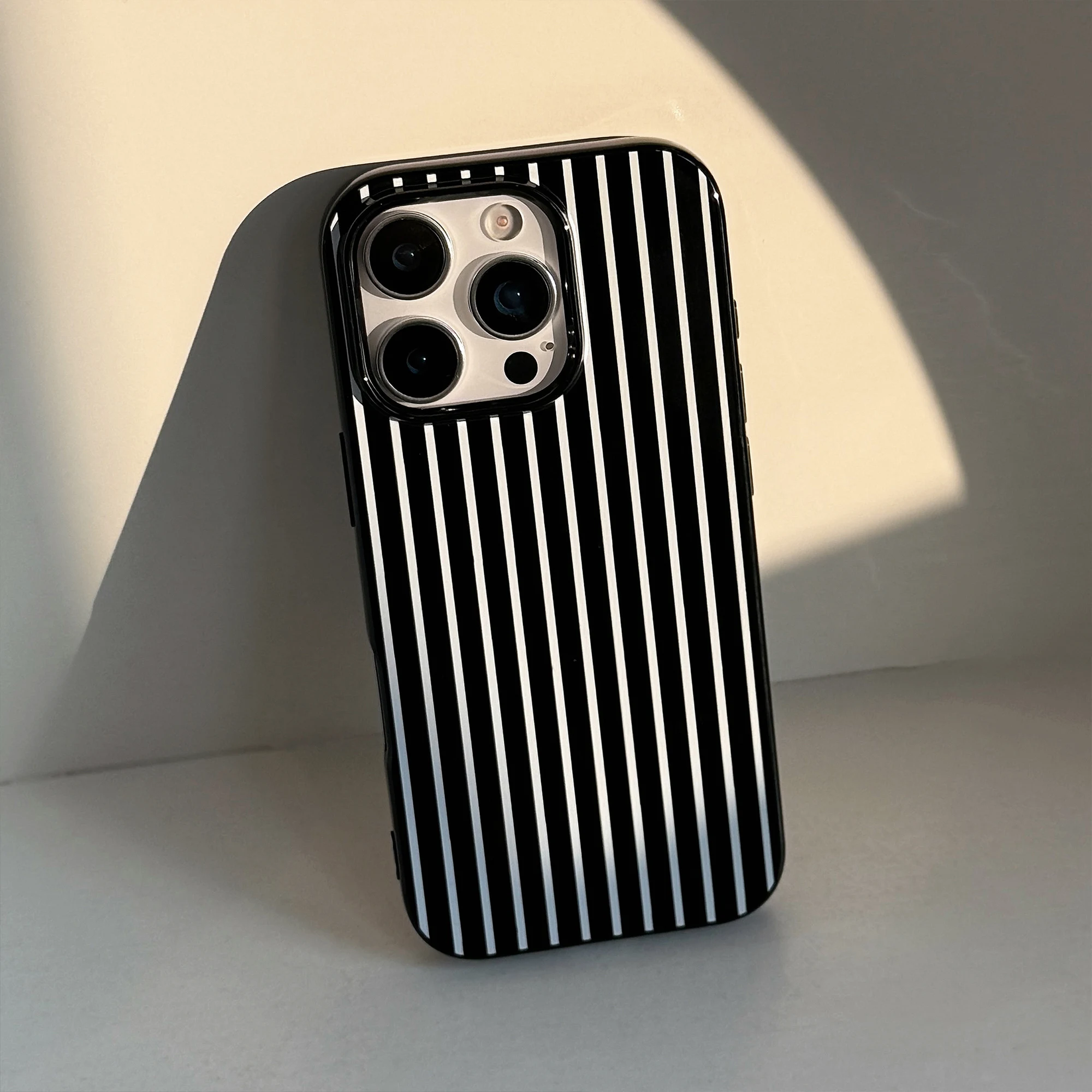 Retro Black White Lines With Z – Phone Cases Zebra recenzja i cena